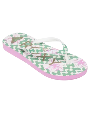 Girls Pebbles VII Flip Flops in Pink & Pink