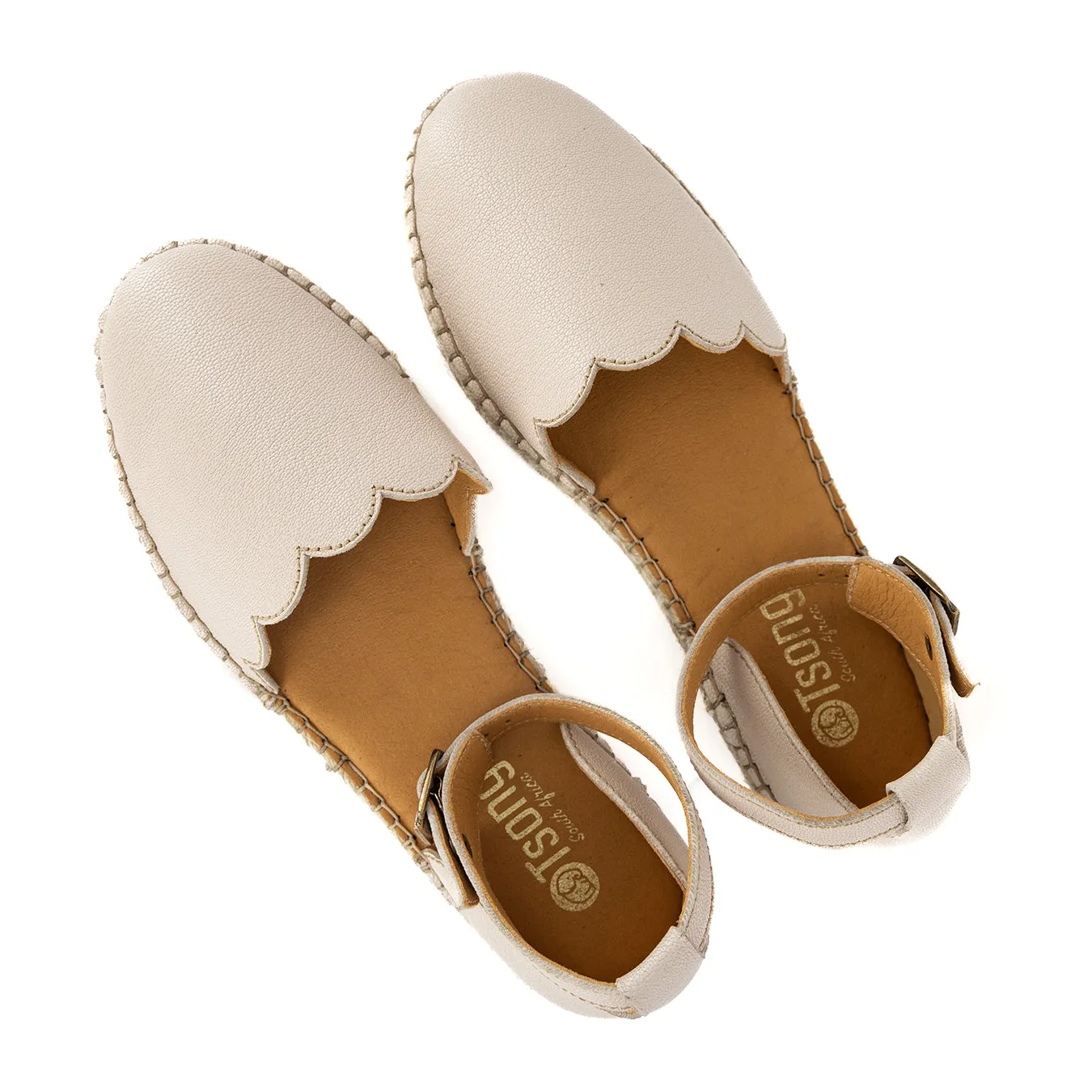 Kwamoka : Ladies Leather Espadrille Shoe in Cream Cayak