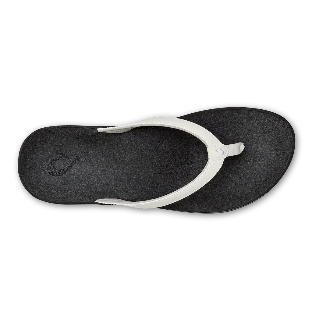 Olukai Women's Puawe Flip Flop - White/Black 20498-4R40