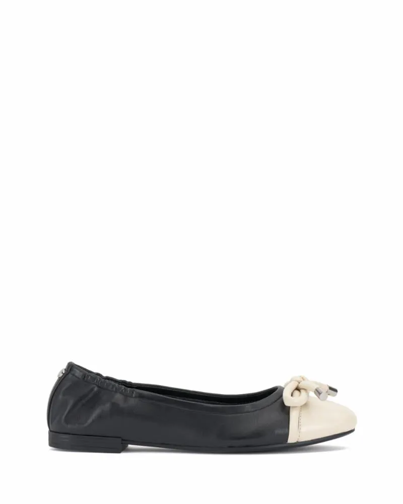 Vince Camuto MAYSA BLACK CREAMY WHITE/BABY SHEEP